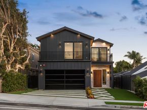 908 Rosecrans Avenue, Manhattan Beach CA 90266