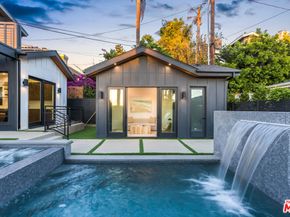 908 Rosecrans Avenue, Manhattan Beach CA 90266