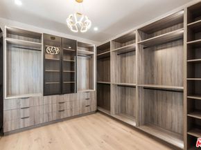 908 Rosecrans Avenue, Manhattan Beach CA 90266