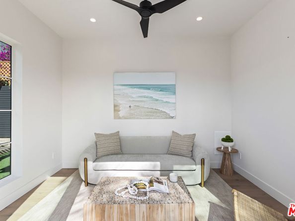 908 Rosecrans Avenue, Manhattan Beach CA 90266