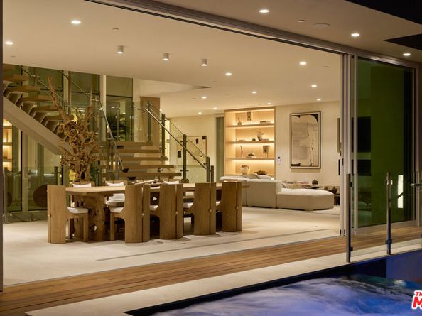 1615 Blue Jay Way, West Hollywood CA 90069