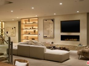 1615 Blue Jay Way, West Hollywood CA 90069