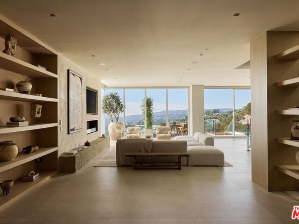 1615 Blue Jay Way, West Hollywood CA 90069