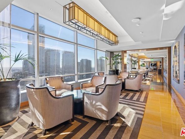 900 W Olympic Boulevard 31C, Los Angeles CA 90015