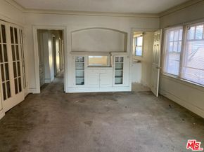 4260 S Figueroa Street, Los Angeles CA 90037
