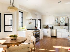 1284 S Orange Drive, Los Angeles CA 90019