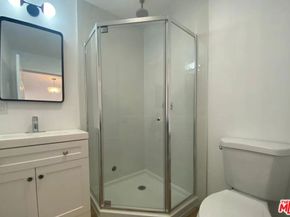 1641 S New Hampshire Avenue, Los Angeles CA 90006