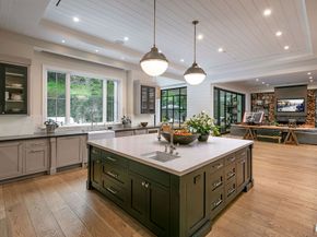 2333 Mandeville Canyon Road, Los Angeles CA 90049