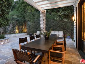 2333 Mandeville Canyon Road, Los Angeles CA 90049