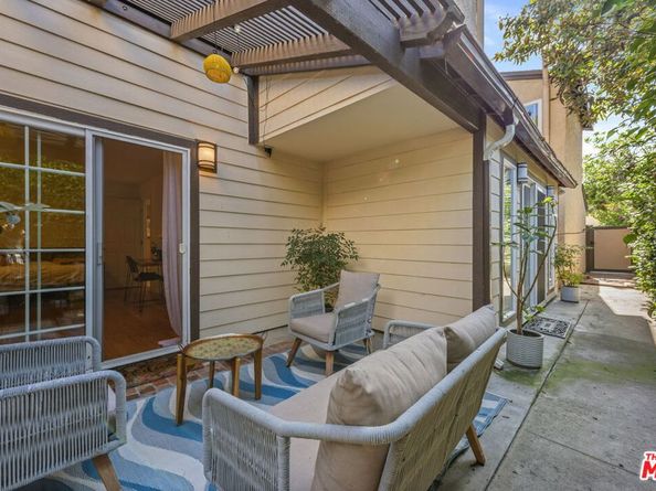 1508 Harvard Street B, Santa Monica CA 90404