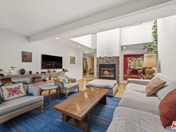 1508 Harvard Street B, Santa Monica CA 90404