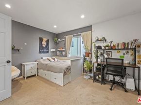 1508 Harvard Street B, Santa Monica CA 90404