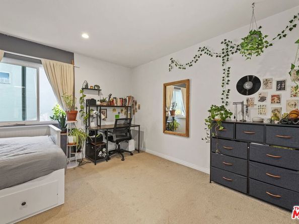 1508 Harvard Street B, Santa Monica CA 90404