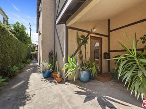 1508 Harvard Street B, Santa Monica CA 90404