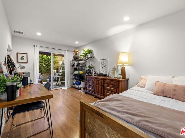 1508 Harvard Street B, Santa Monica CA 90404