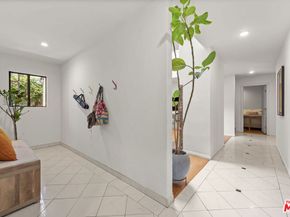 1508 Harvard Street B, Santa Monica CA 90404