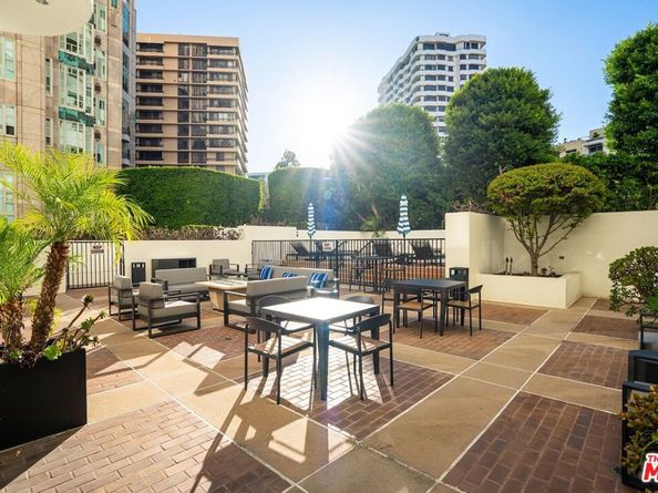 10560 Wilshire Boulevard 1806, Los Angeles CA 90024