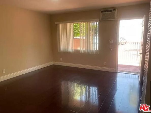 10926 Hortense Street, North Hollywood CA 91602