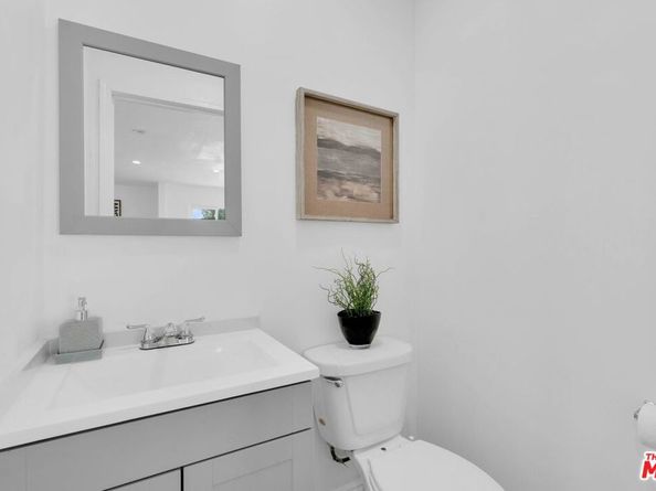 9959 Wisner Avenue, San Fernando CA 91345
