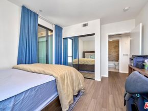 871 Crenshaw Boulevard 305, Los Angeles CA 90005