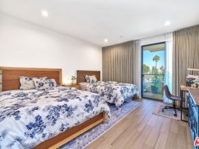 871 Crenshaw Boulevard 305, Los Angeles CA 90005