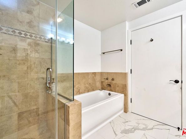 871 Crenshaw Boulevard 305, Los Angeles CA 90005