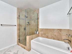 871 Crenshaw Boulevard 305, Los Angeles CA 90005