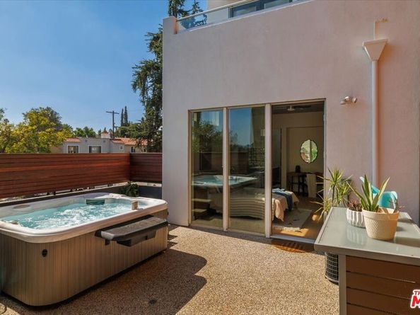 3345 1/2 Rowena Avenue, Los Angeles CA 90027
