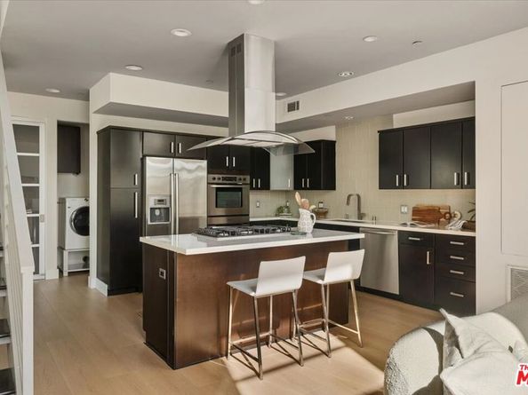 3345 1/2 Rowena Avenue, Los Angeles CA 90027