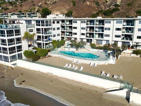 22548 Pacific Coast Highway 214, Malibu CA 90265