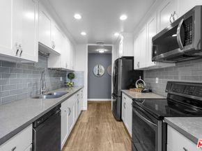 4477 Wilshire Boulevard 203, Los Angeles CA 90010