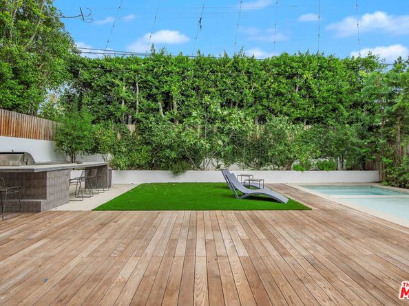 444 N Laurel Avenue, Los Angeles CA 90048
