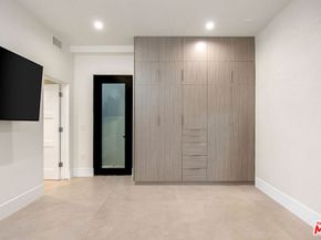 444 N Laurel Avenue, Los Angeles CA 90048