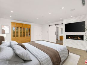 444 N Laurel Avenue, Los Angeles CA 90048