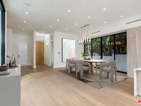 444 N Laurel Avenue, Los Angeles CA 90048