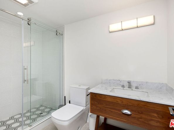 444 N Laurel Avenue, Los Angeles CA 90048