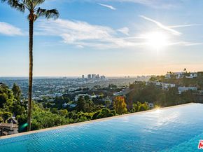 8796 Hollywood Boulevard, Los Angeles CA 90069