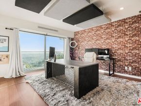 8796 Hollywood Boulevard, Los Angeles CA 90069