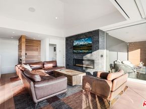8796 Hollywood Boulevard, Los Angeles CA 90069
