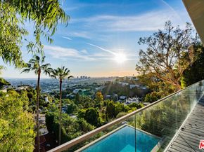 8796 Hollywood Boulevard, Los Angeles CA 90069
