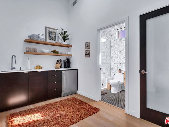 10920 Wagner Street, Culver City CA 90230