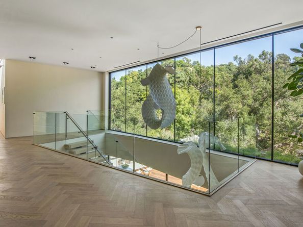 2535 Hutton Drive, Beverly Hills CA 90210