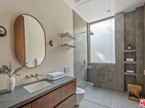 2535 Hutton Drive, Beverly Hills CA 90210