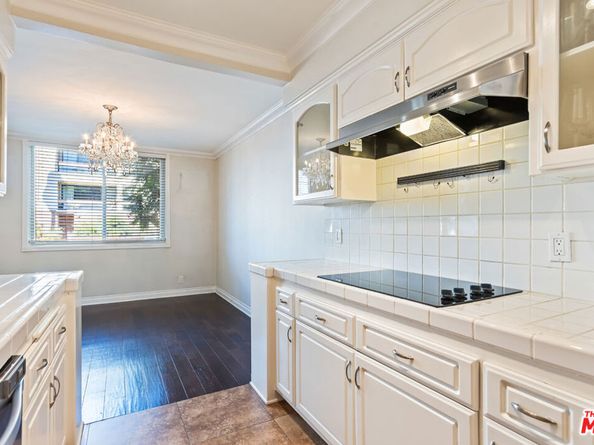 11970 Montana Avenue 108, Los Angeles CA 90049