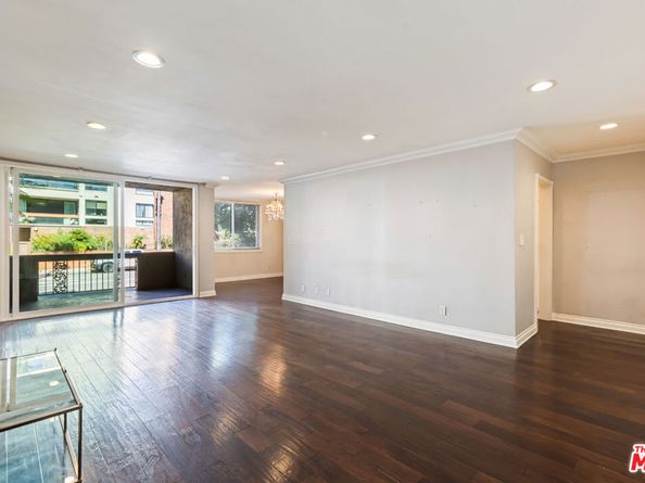 11970 Montana Avenue 108, Los Angeles CA 90049