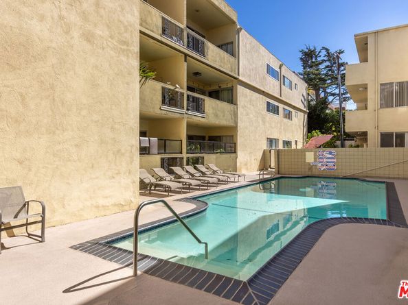 11970 Montana Avenue 108, Los Angeles CA 90049