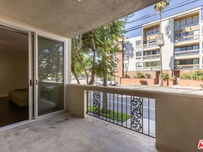 11970 Montana Avenue 108, Los Angeles CA 90049