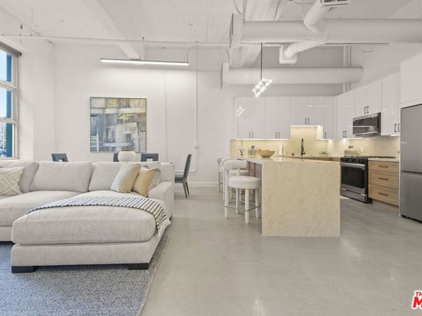 1130 S Flower Street 211, Los Angeles CA 90015