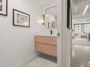 1130 S Flower Street 211, Los Angeles CA 90015