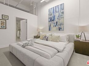 1130 S Flower Street 211, Los Angeles CA 90015